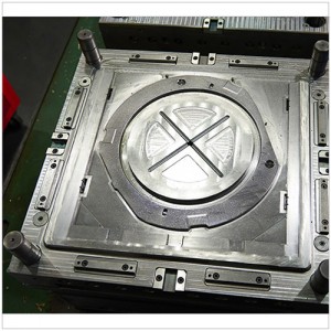 Injection mould